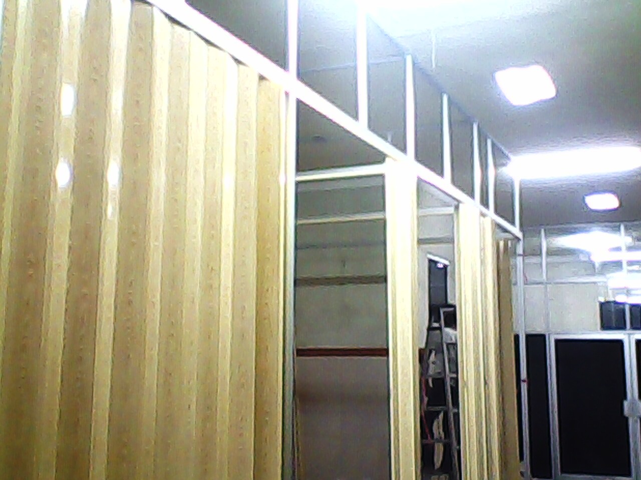  pintu lipat kayu minimalis indovita folding door